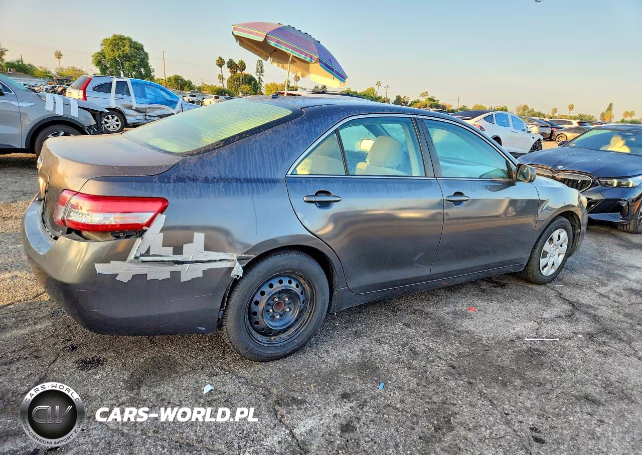 2011 Toyota Camry Le VIN:4T1BF3EK2BU164960 - 3