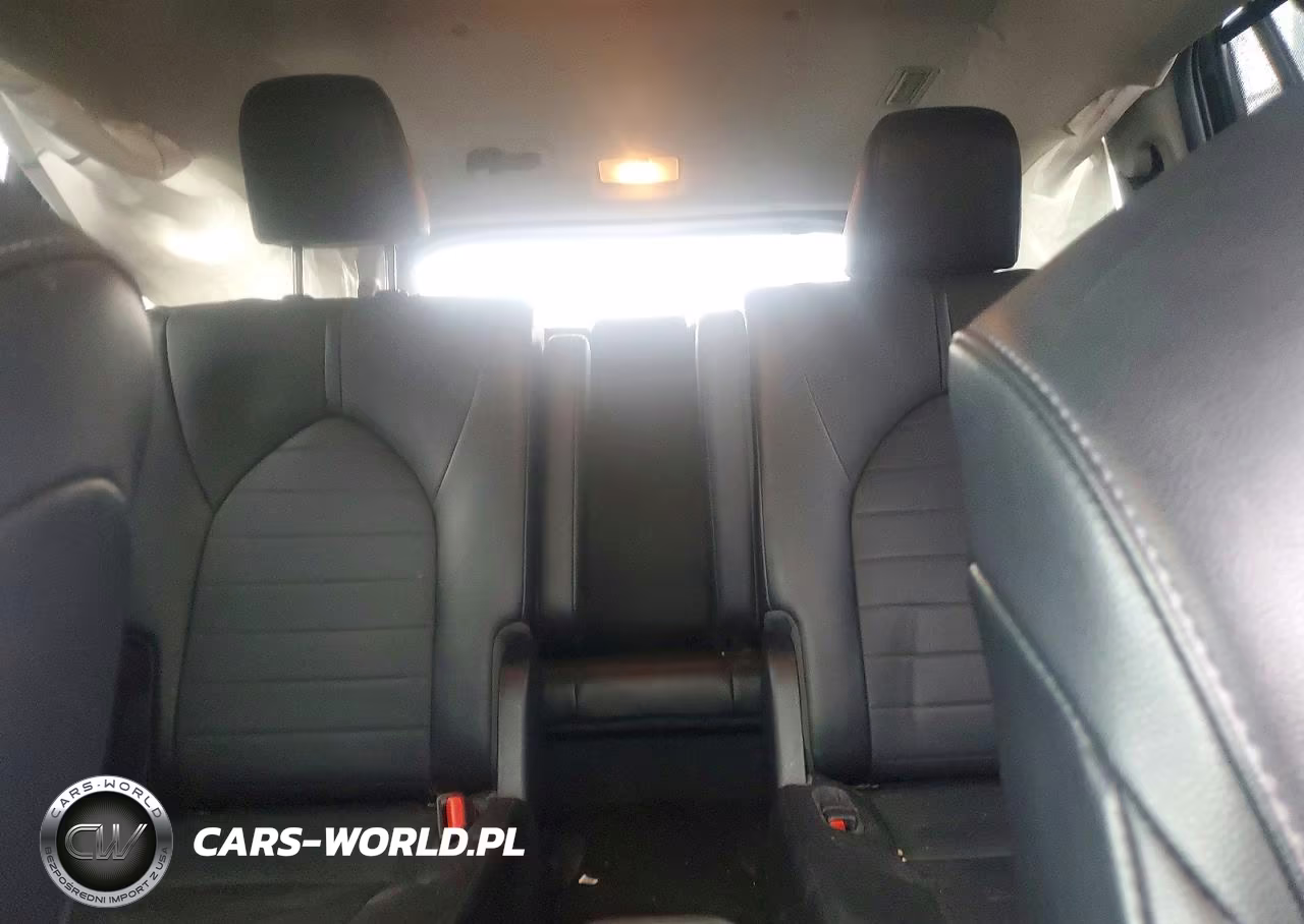 2021 Toyota Highlander Xle VIN:5TDGZRBHXMS525579 - 10