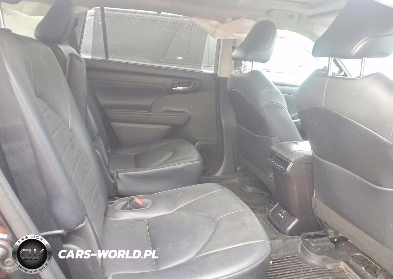 2021 Toyota Highlander Xle VIN:5TDGZRBHXMS525579 - 11
