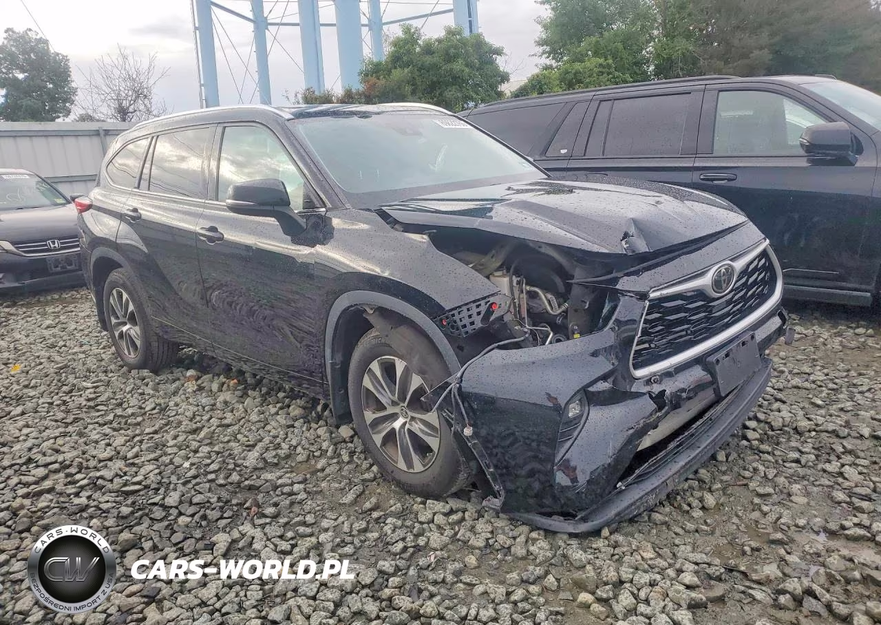 2021 Toyota Highlander Xle VIN:5TDGZRBHXMS525579 - 4