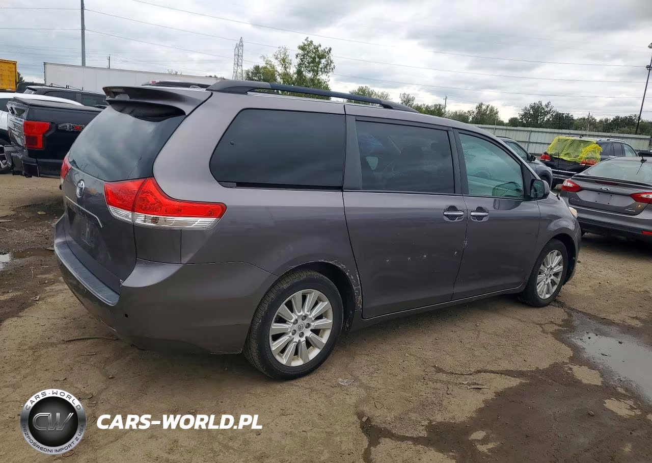 2014 Toyota Sienna Xle 7-Passenger VIN:5TDDK3DC5ES090672 - 3