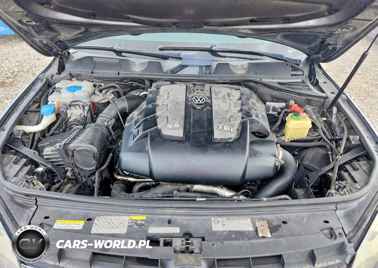 2014 Volkswagen Touareg V6 Tdi VIN:WVGEP9BP7ED001478 - 11