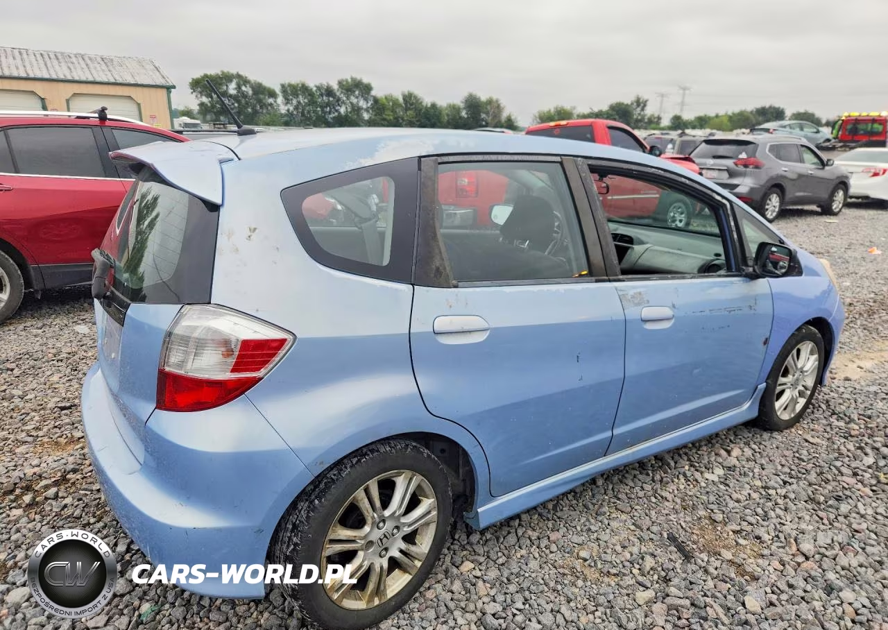 2009 Honda Fit Sport VIN:JHMGE88629S062152 - 3