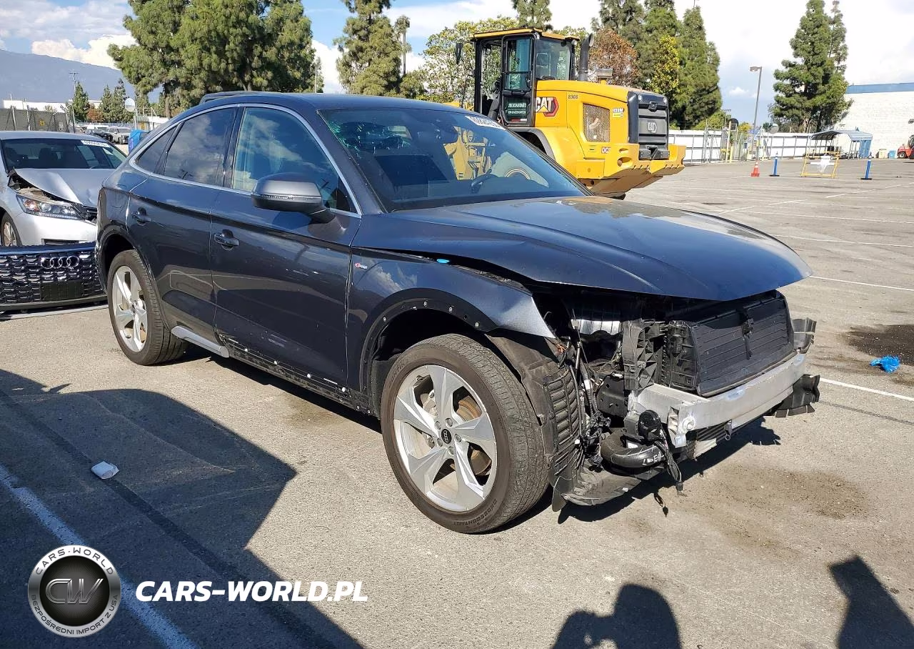 2023 Audi Q5 Sportback Premium 45 VIN:WA14AAFY3P2130767 - 4