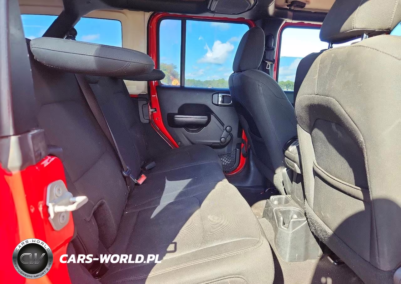 2018 Jeep Wrangler Unlimited Sport VIN:1C4HJXDG7JW179412 - 11