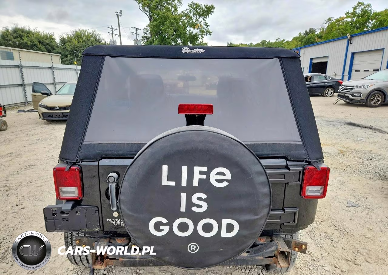 2011 Jeep Wrangler Sport VIN:1J4AA2D10BL579664 - 6