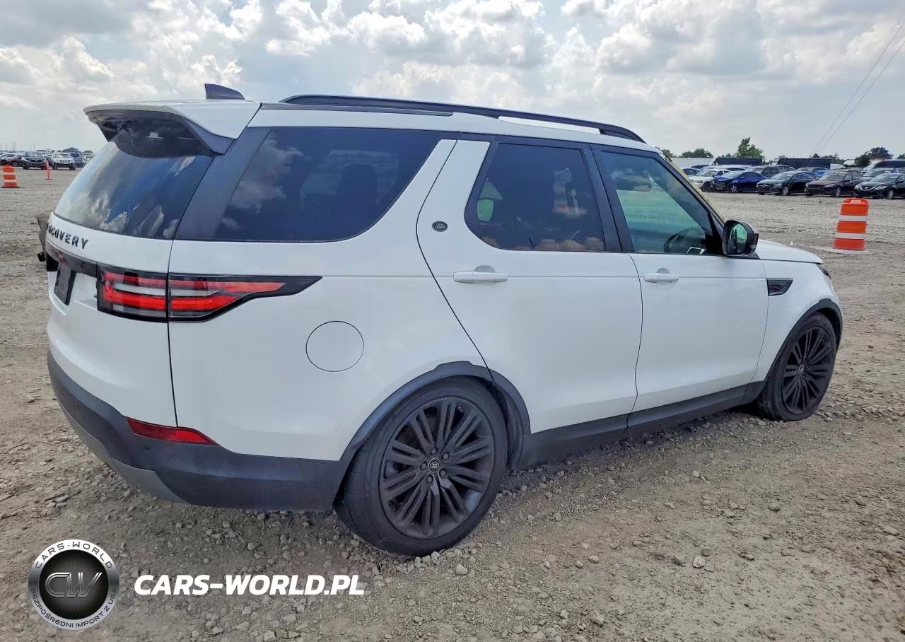 2017 Land Rover Discovery Hse VIN:SALRRBBV4HA025242 - 3