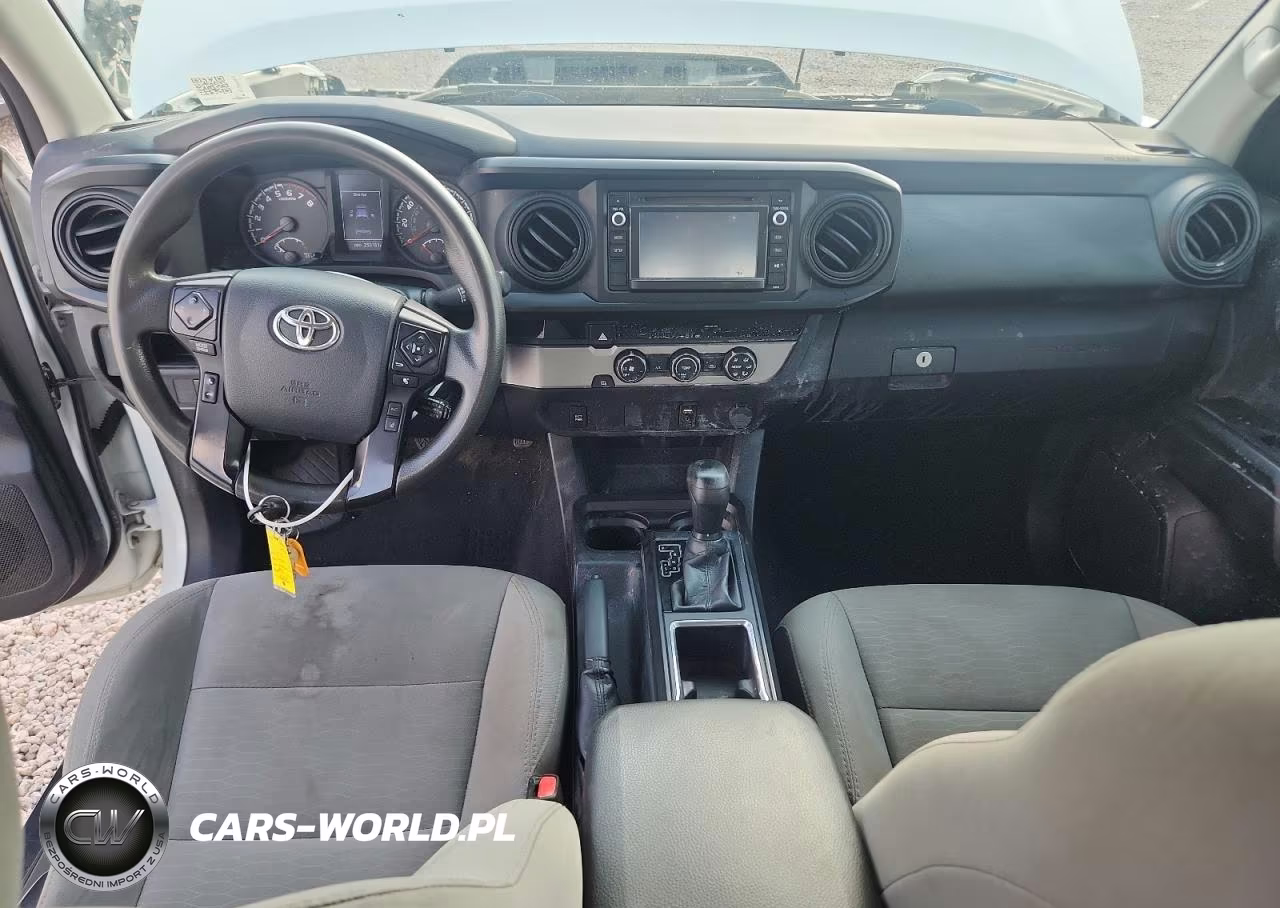 2018 Toyota Tacoma Sr VIN:5TFAX5GN3JX113786 - 8