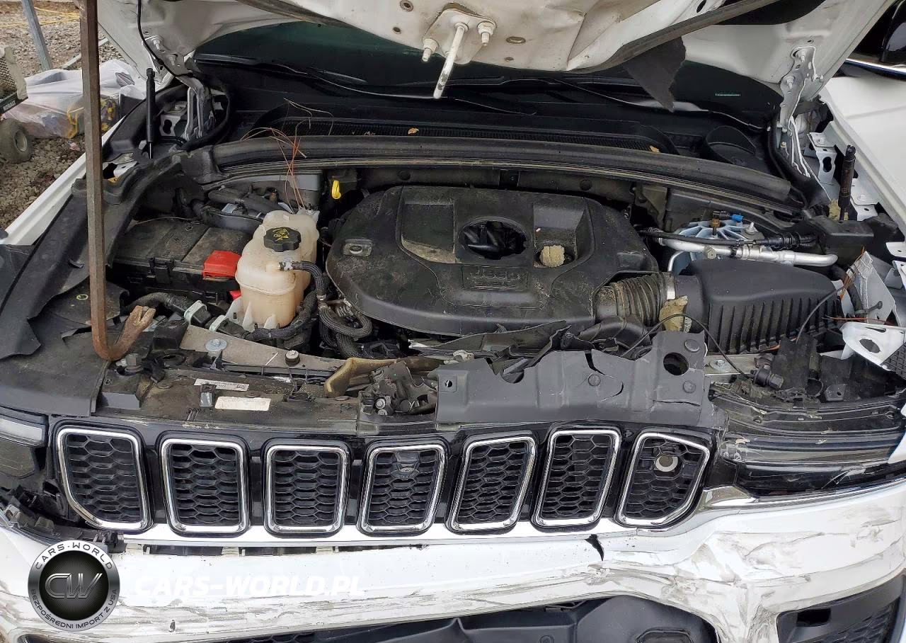 2023 Jeep Grand Cherokee Overland VIN:1C4RJHDG0PC670523 - 12