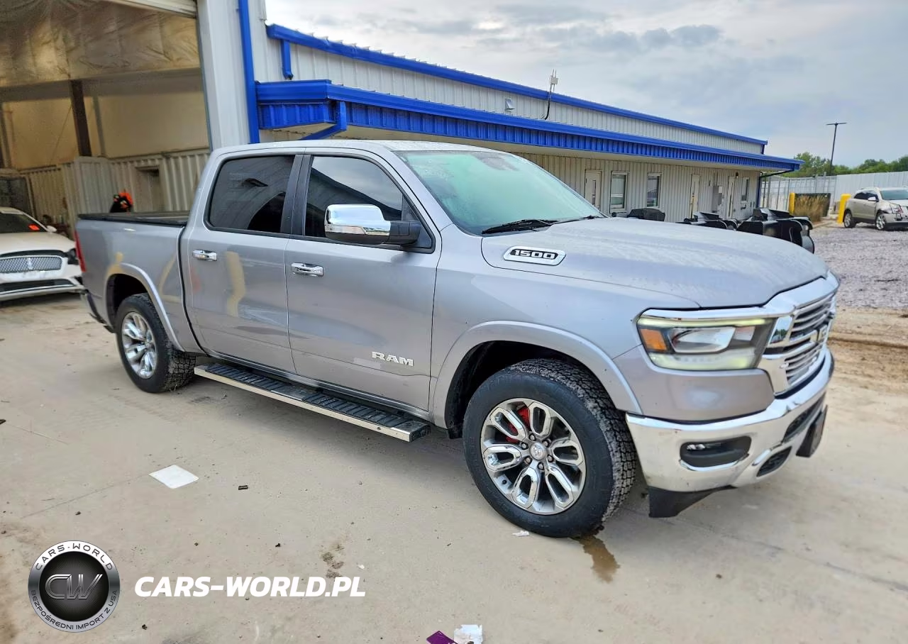 2021 Ram 1500 Laramie VIN:1C6RRFJG3MN542009 - 4