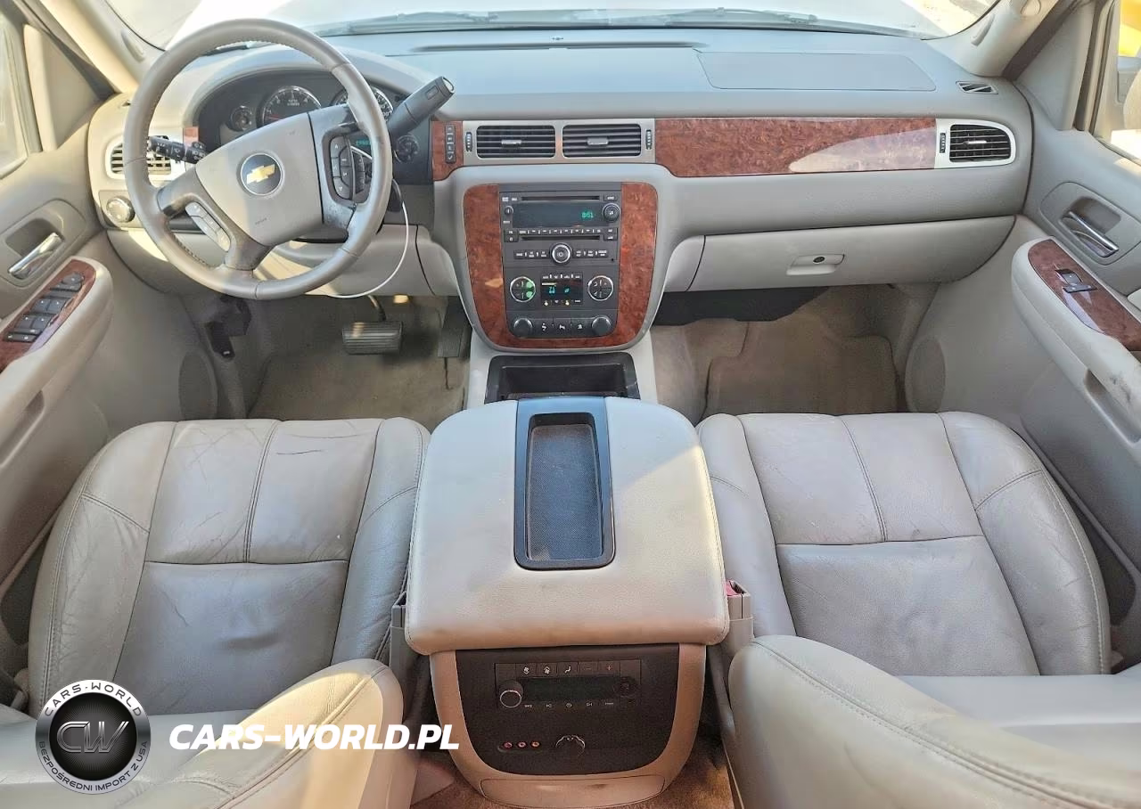 2007 Chevrolet Suburban C1500 VIN:1GNFC160X7J167833 - 8