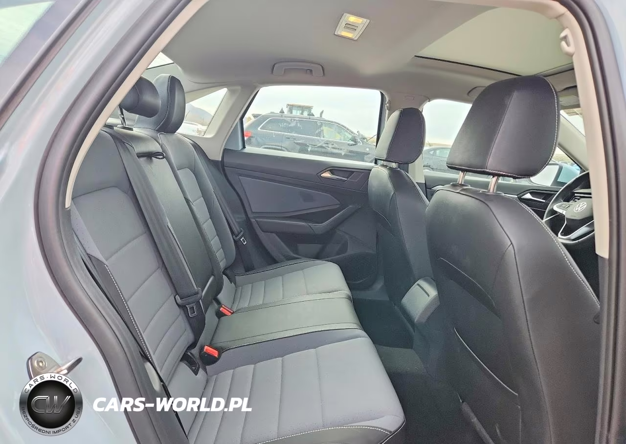 2025 Volkswagen Jetta Se VIN:3VW7X7BU0SM068752 - 10