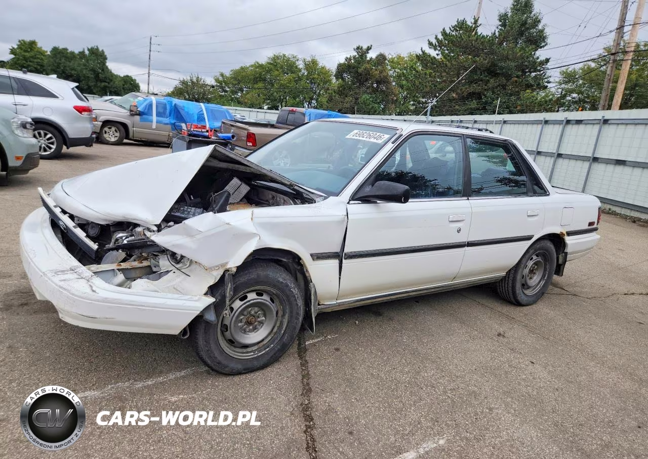1991 Toyota Camry Deluxe