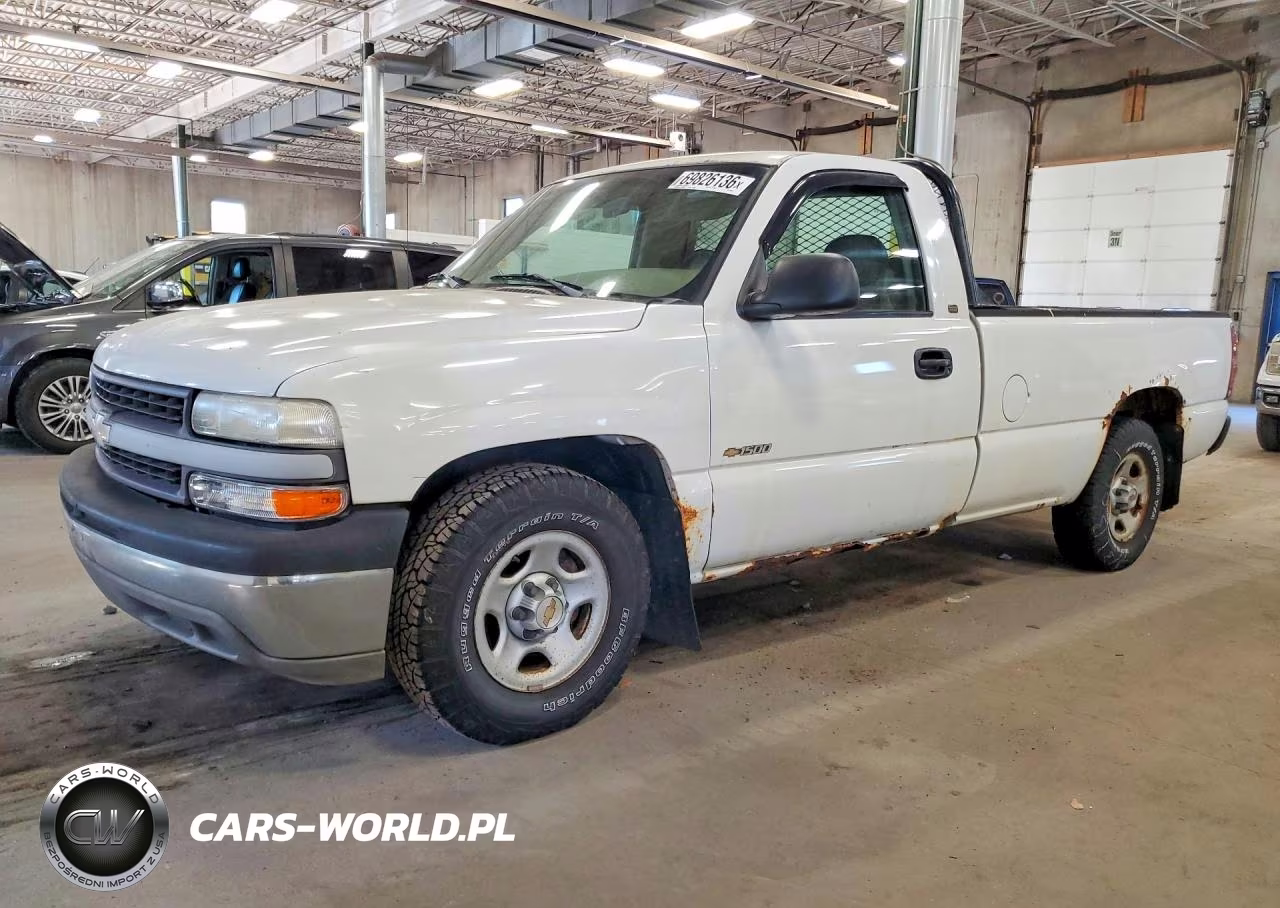 2000 Chevrolet Silverado C1500 VIN:1GCEC14W8YE208580 - 1
