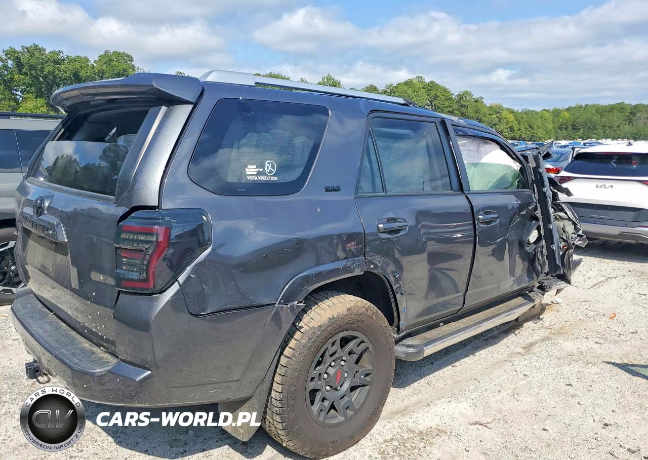 2014 Toyota 4Runner Sr5 VIN:JTEZU5JR4E5080074 - 3