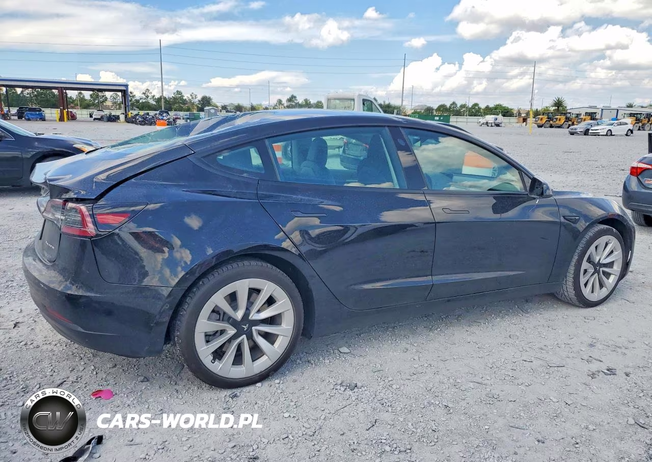 2022 Tesla Model 3 VIN:5YJ3E1EB8NF199189 - 3