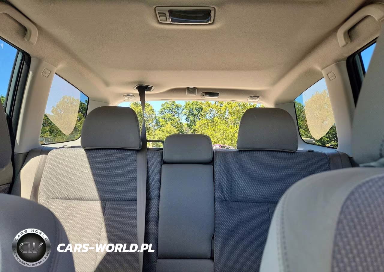 2011 Subaru Forester 2.5X Premium VIN:JF2SHADC1BH750587 - 10