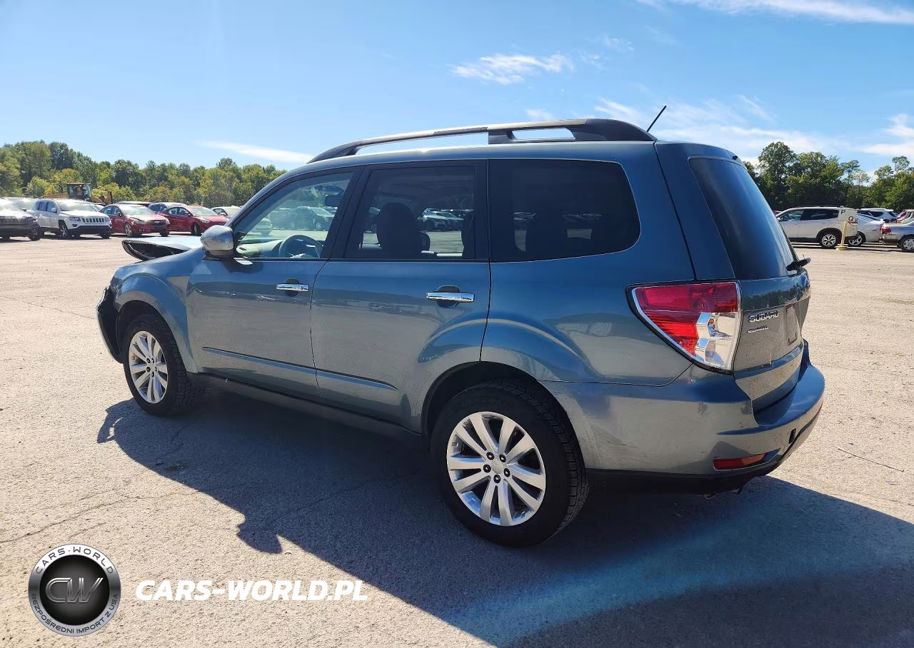 2011 Subaru Forester 2.5X Premium VIN:JF2SHADC1BH750587 - 2