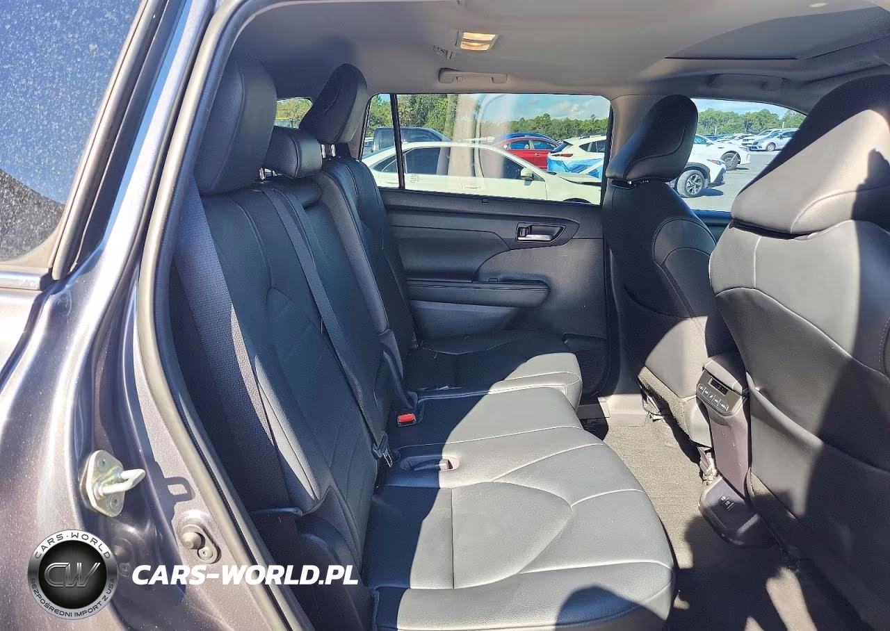 2020 Toyota Highlander Xle VIN:5TDGZRAH5LS023370 - 11