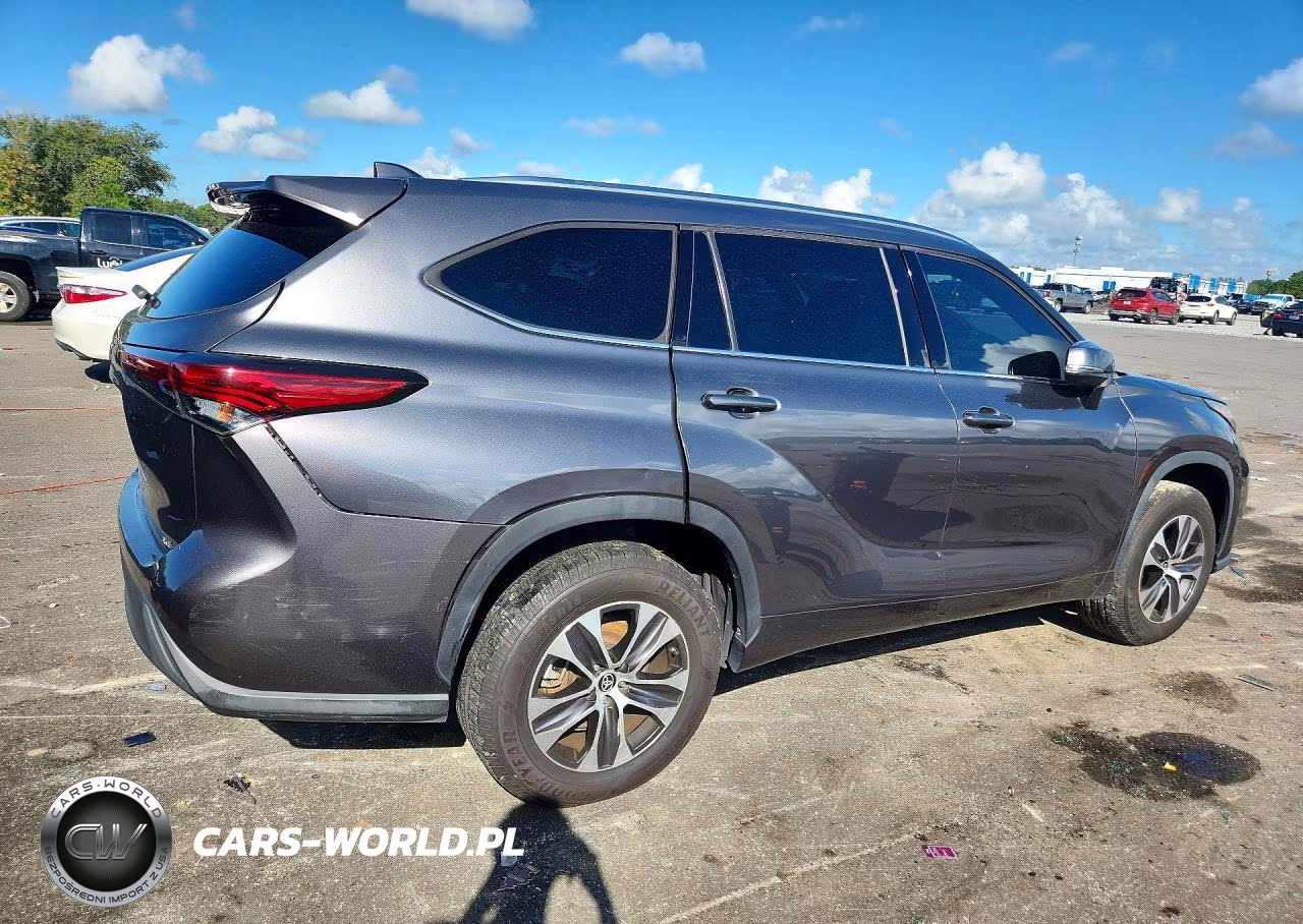 2020 Toyota Highlander Xle VIN:5TDGZRAH5LS023370 - 3