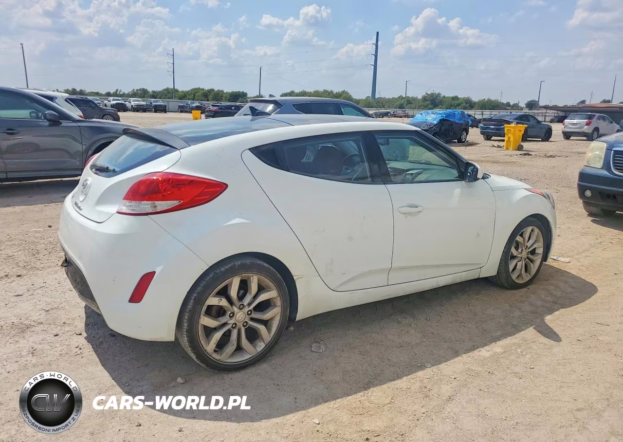 2012 Hyundai Veloster Base VIN:KMHTC6AD7CU068572 - 3