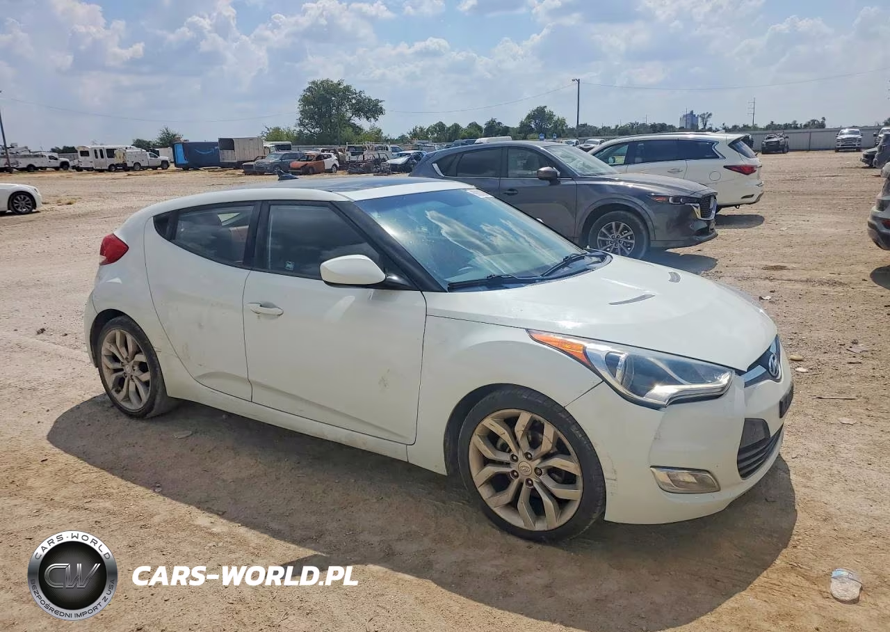 2012 Hyundai Veloster Base VIN:KMHTC6AD7CU068572 - 4