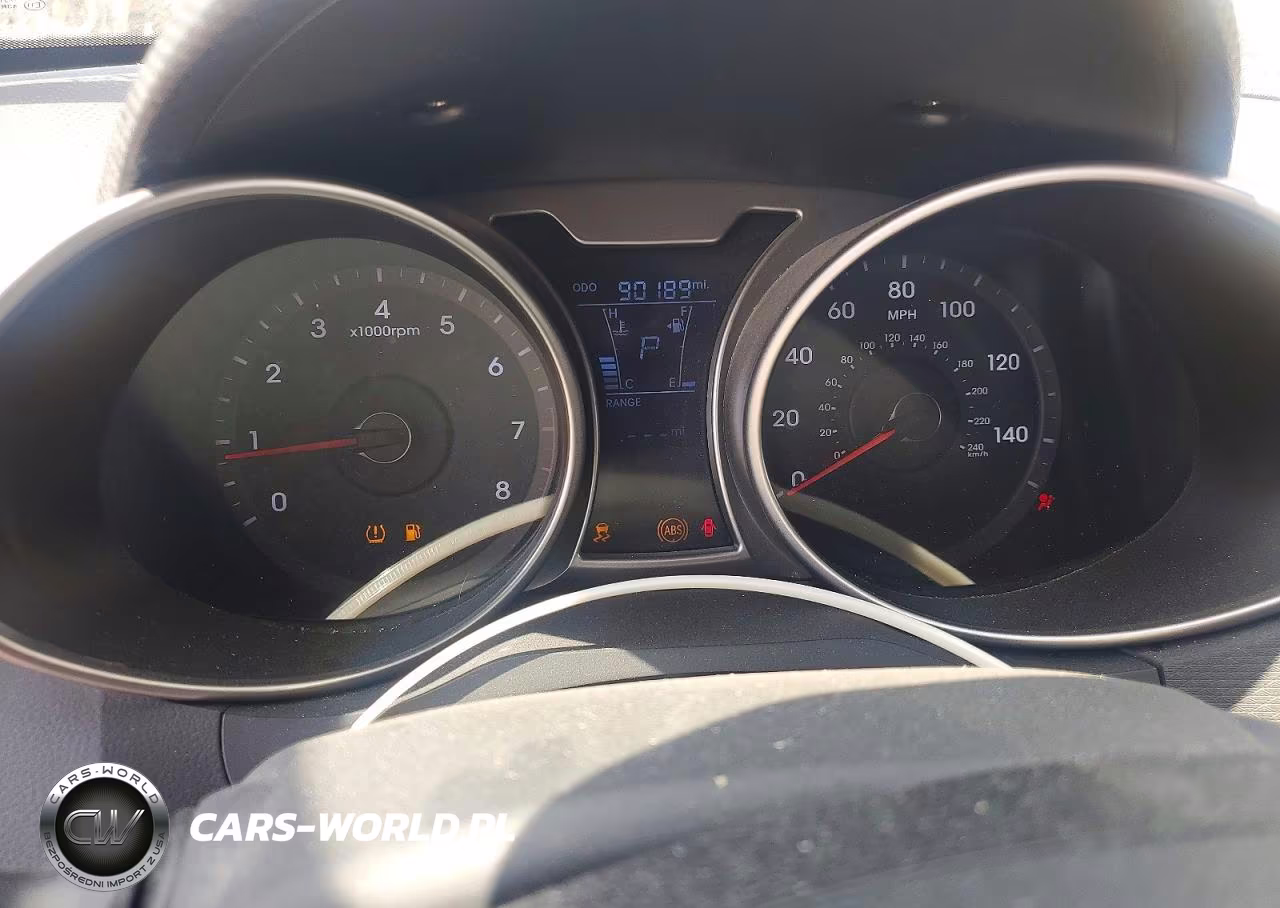 2012 Hyundai Veloster Base VIN:KMHTC6AD7CU068572 - 9