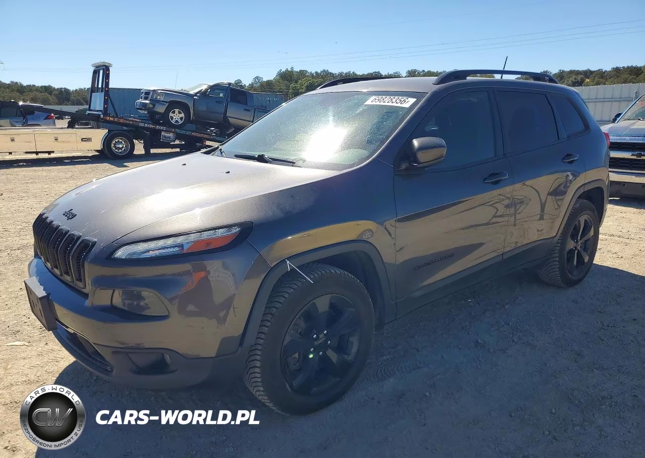 2018 Jeep Cherokee Latitude VIN:1C4PJMCB4JD586387 - 1