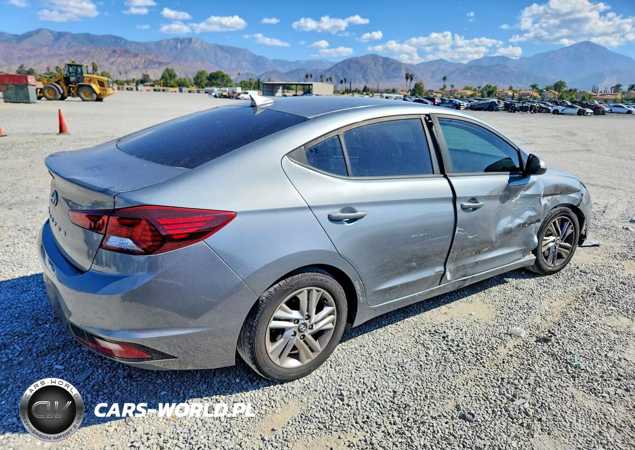 2019 Hyundai Elantra Sel VIN:KMHD84LF8KU745491 - 3