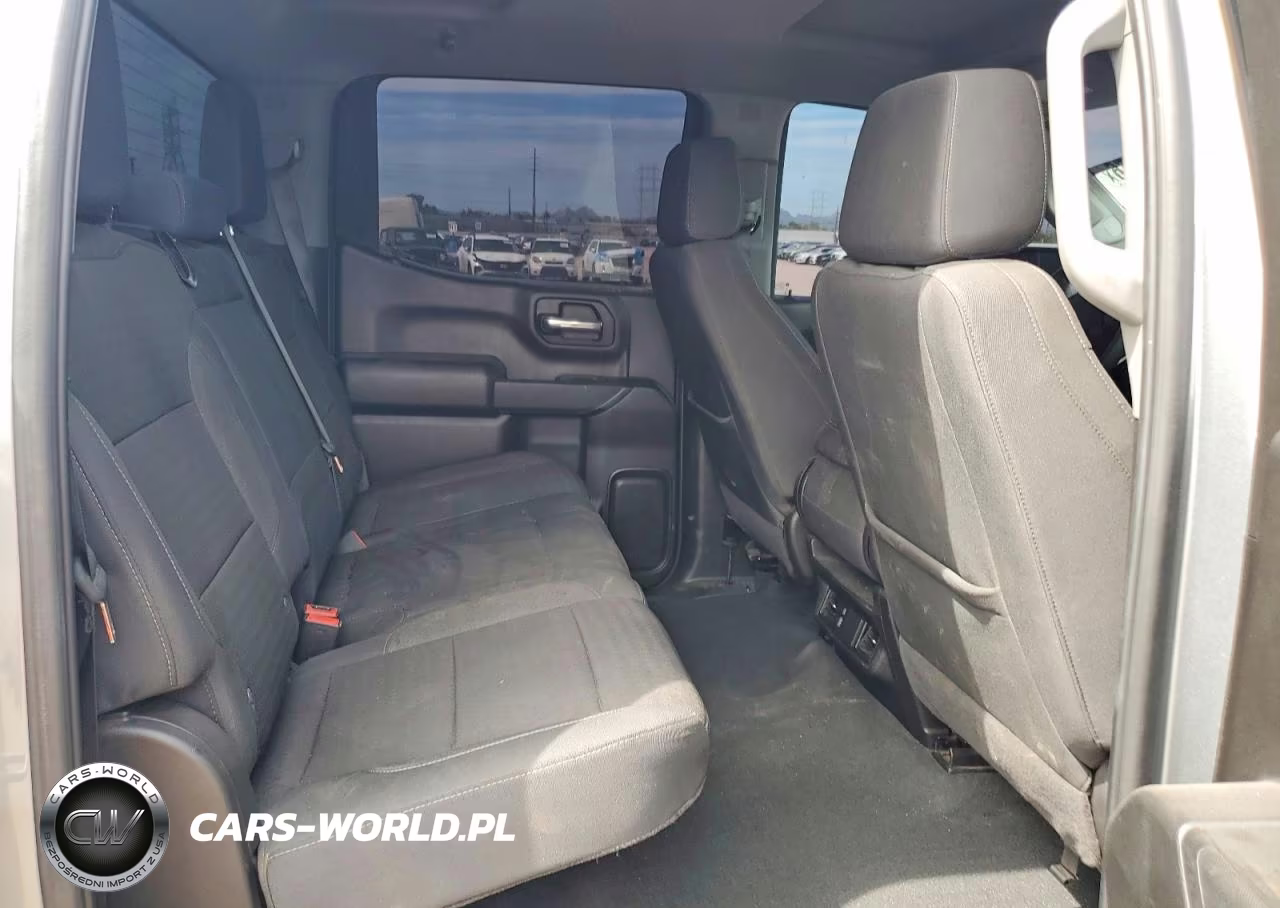 2025 Chevrolet Silverado K1500 Custom VIN:1GCPKBEK2SZ311233 - 10