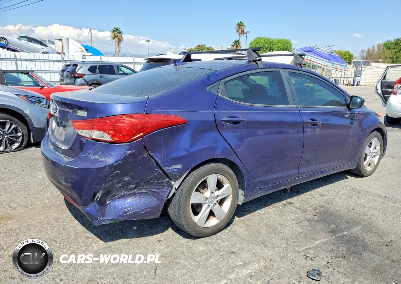 2013 Hyundai Elantra Gls VIN:5NPDH4AE3DH233486 - 3