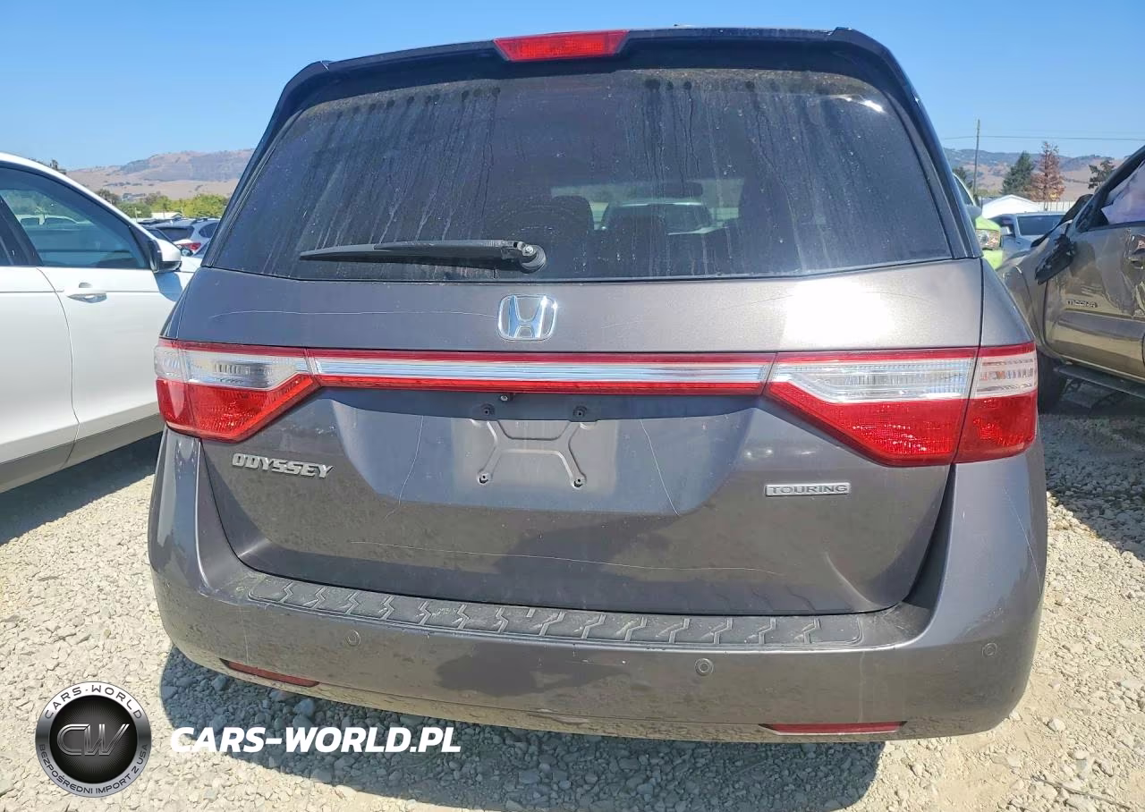 2013 Honda Odyssey Touring VIN:5FNRL5H95DB015177 - 6