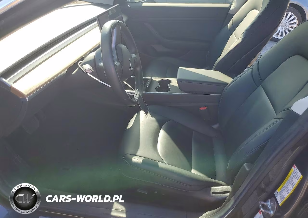 2018 Tesla Model 3 VIN:5YJ3E1EA9JF011992 - 7