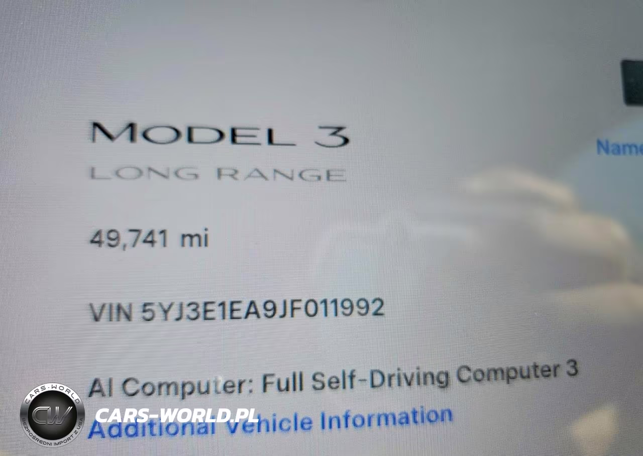 2018 Tesla Model 3 VIN:5YJ3E1EA9JF011992 - 9