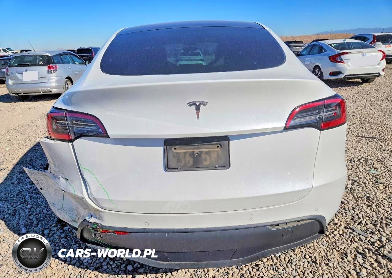 2021 Tesla Model Y VIN:5YJYGDEE9MF076057 - 6