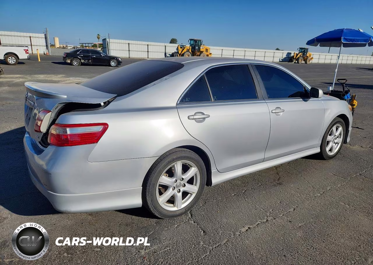2007 Toyota Camry Se V6 VIN:4T1BK46K57U046165 - 3