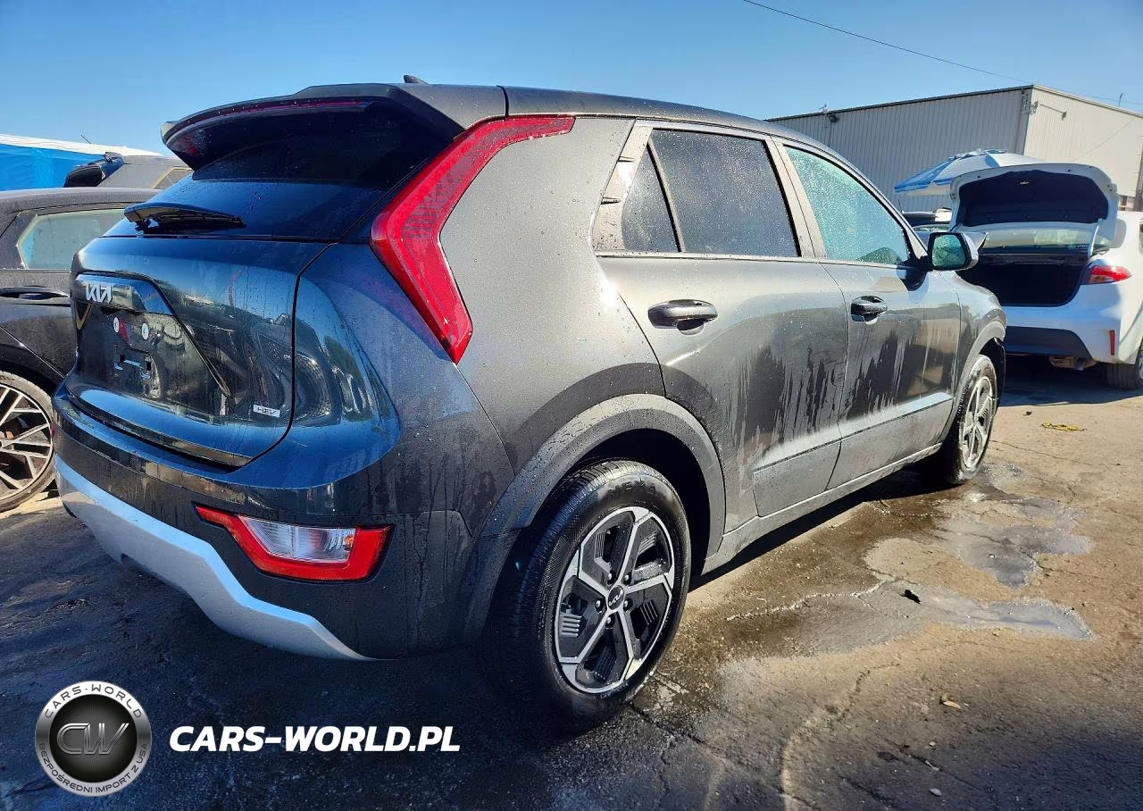 2026 Kia Niro Lx VIN:KNDCP3LE3T5332152 - 3