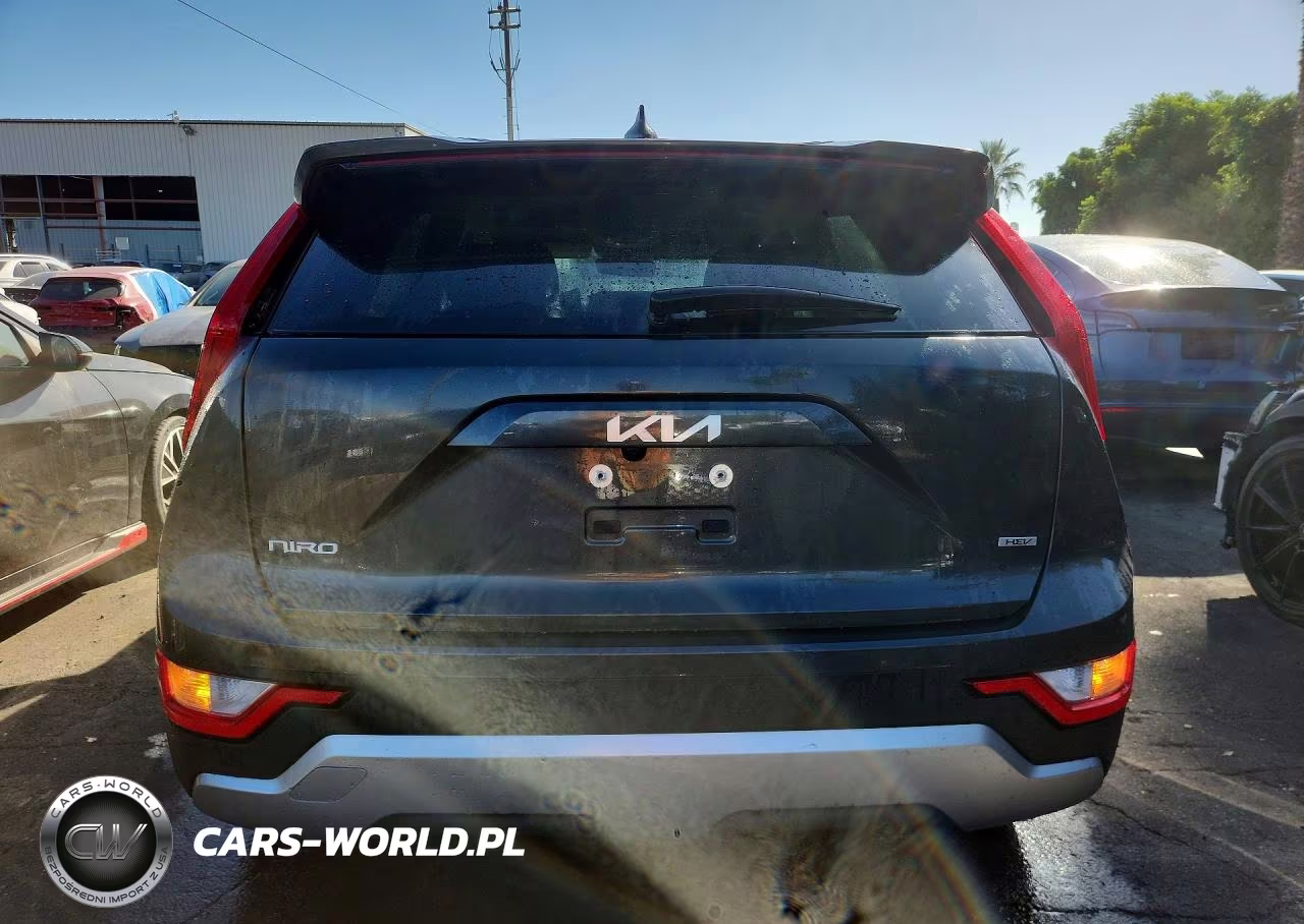 2026 Kia Niro Lx VIN:KNDCP3LE3T5332152 - 6
