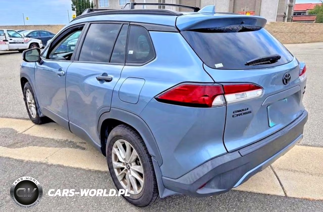 2022 Toyota Corolla Cross Le VIN:7MUBAABG7NV026241 - 12