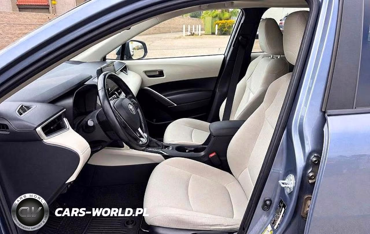 2022 Toyota Corolla Cross Le VIN:7MUBAABG7NV026241 - 2
