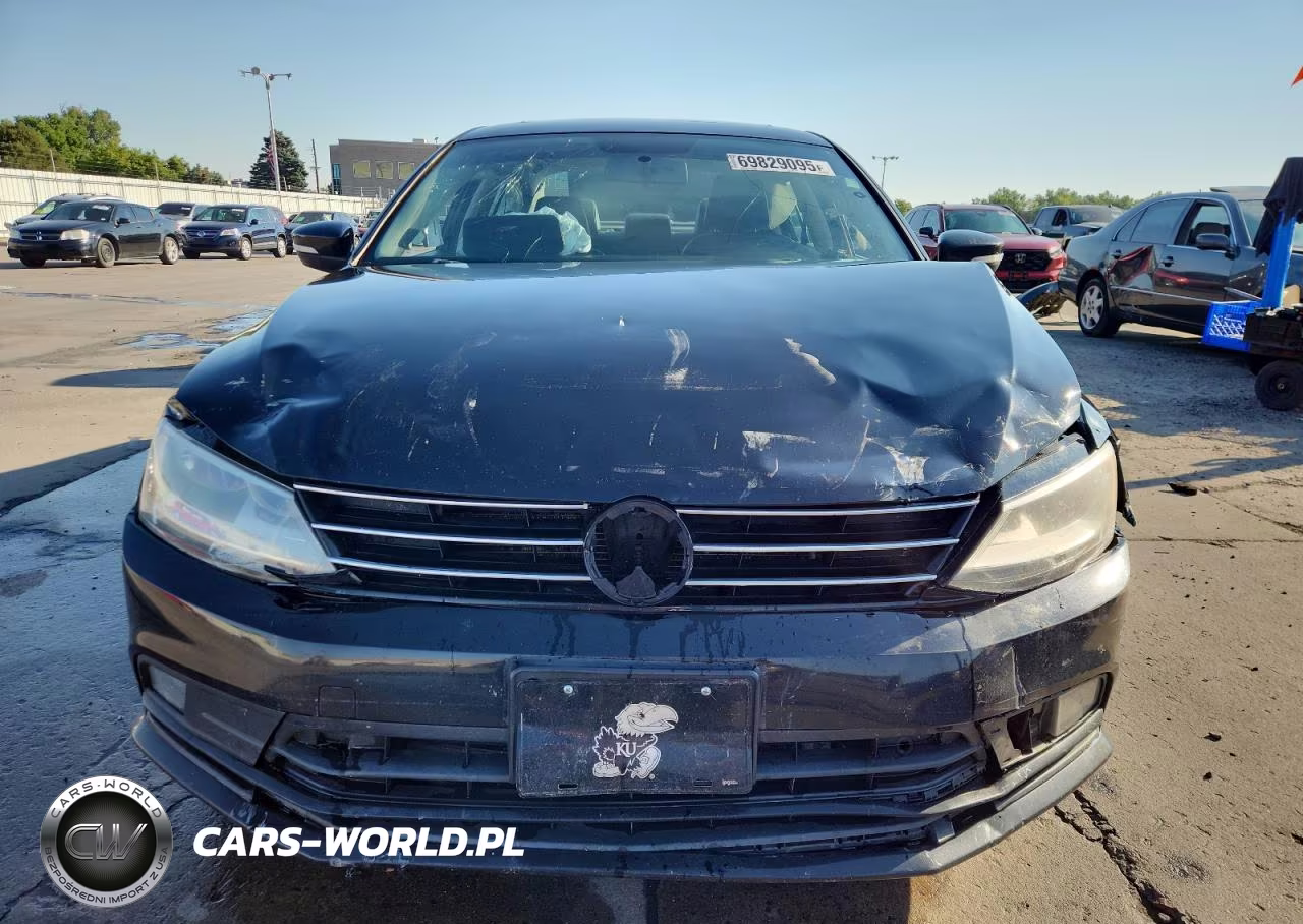 2015 Volkswagen Jetta Tdi VIN:3VWLA7AJXFM305650 - 5