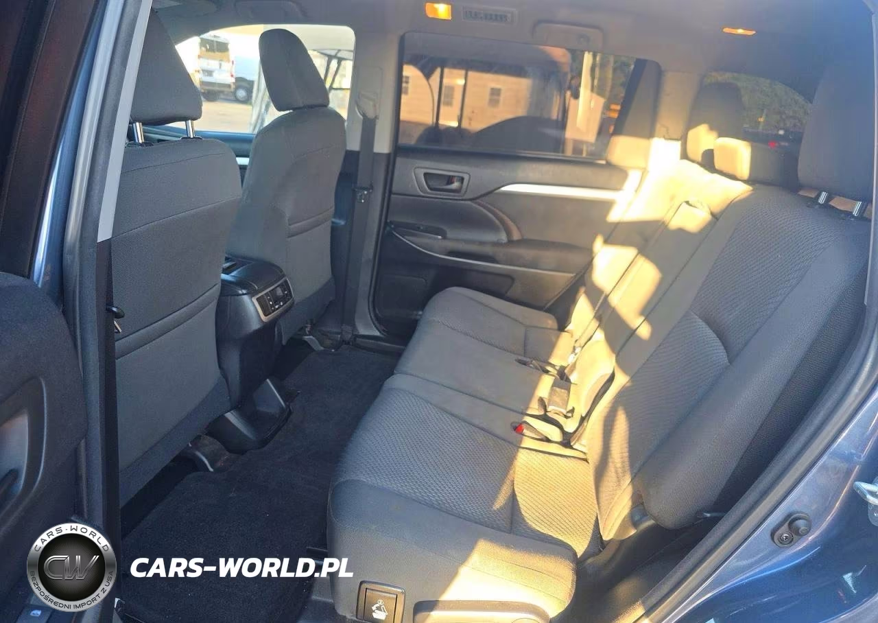 2017 Toyota Highlander Le VIN:5TDZZRFH2HS198054 - 6