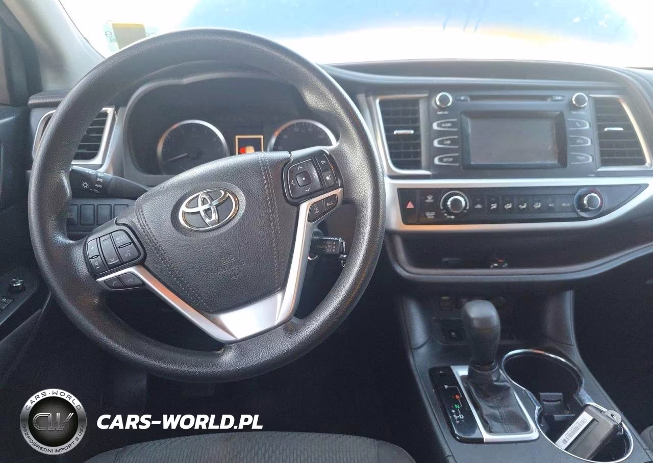 2017 Toyota Highlander Le VIN:5TDZZRFH2HS198054 - 9