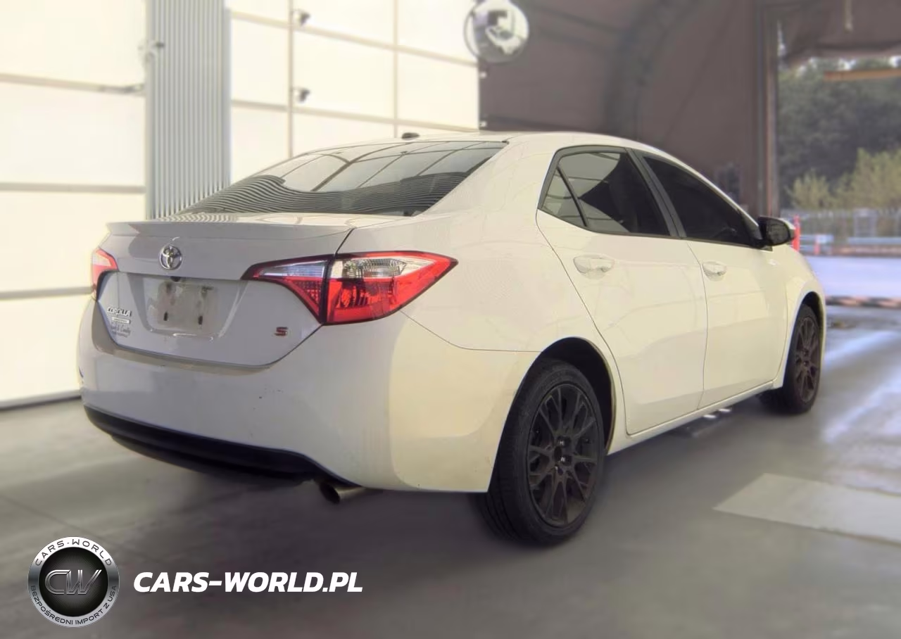 2016 Toyota Corolla S Special Edition VIN:2T1BURHE5GC487407 - 4