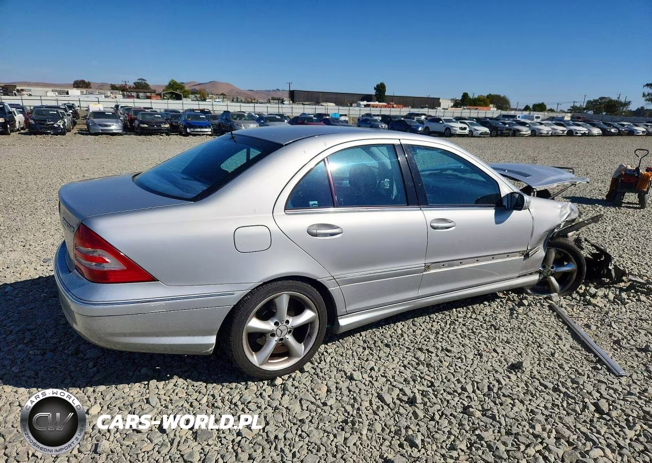2005 Mercedes-Benz C 230K Sport Sedan VIN:WDBRF40J55F600523 - 3