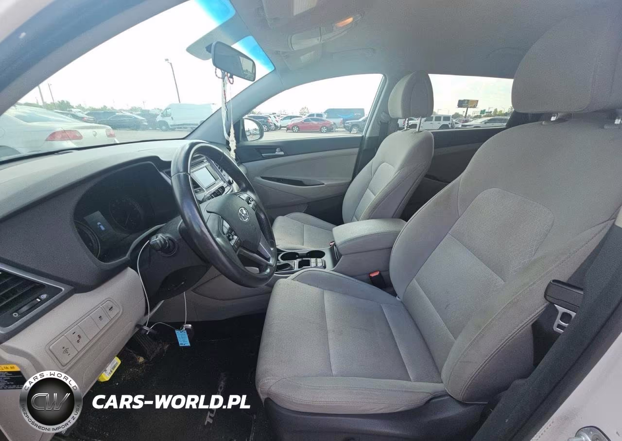 2017 Hyundai Tucson Sport VIN:KM8J3CA2XHU275940 - 5