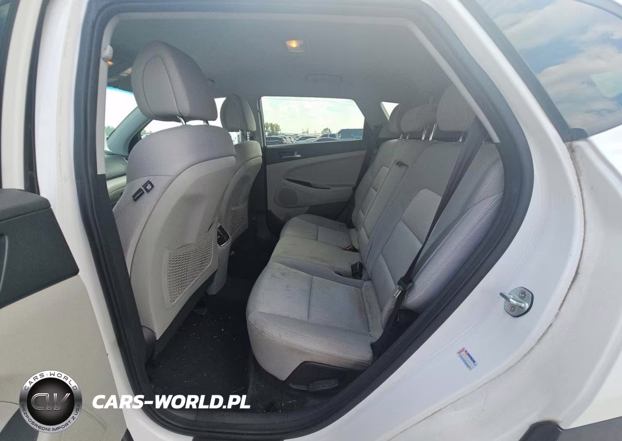 2017 Hyundai Tucson Sport VIN:KM8J3CA2XHU275940 - 6