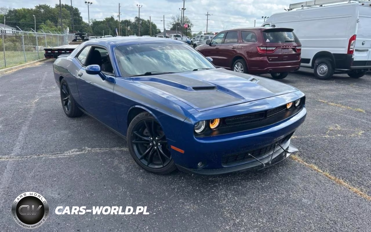 2017 Dodge Challenger Sxt