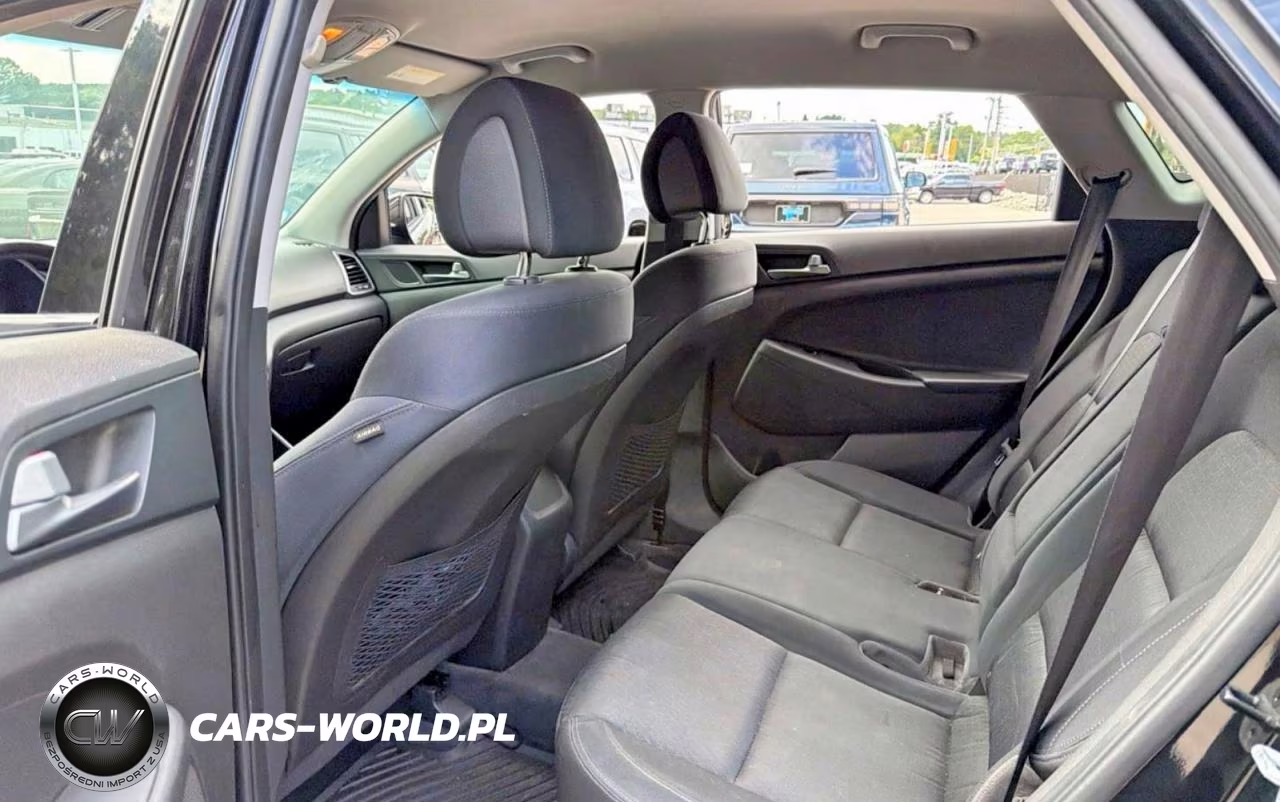 2016 Hyundai Tucson Sport VIN:KM8J33A2XGU074697 - 6
