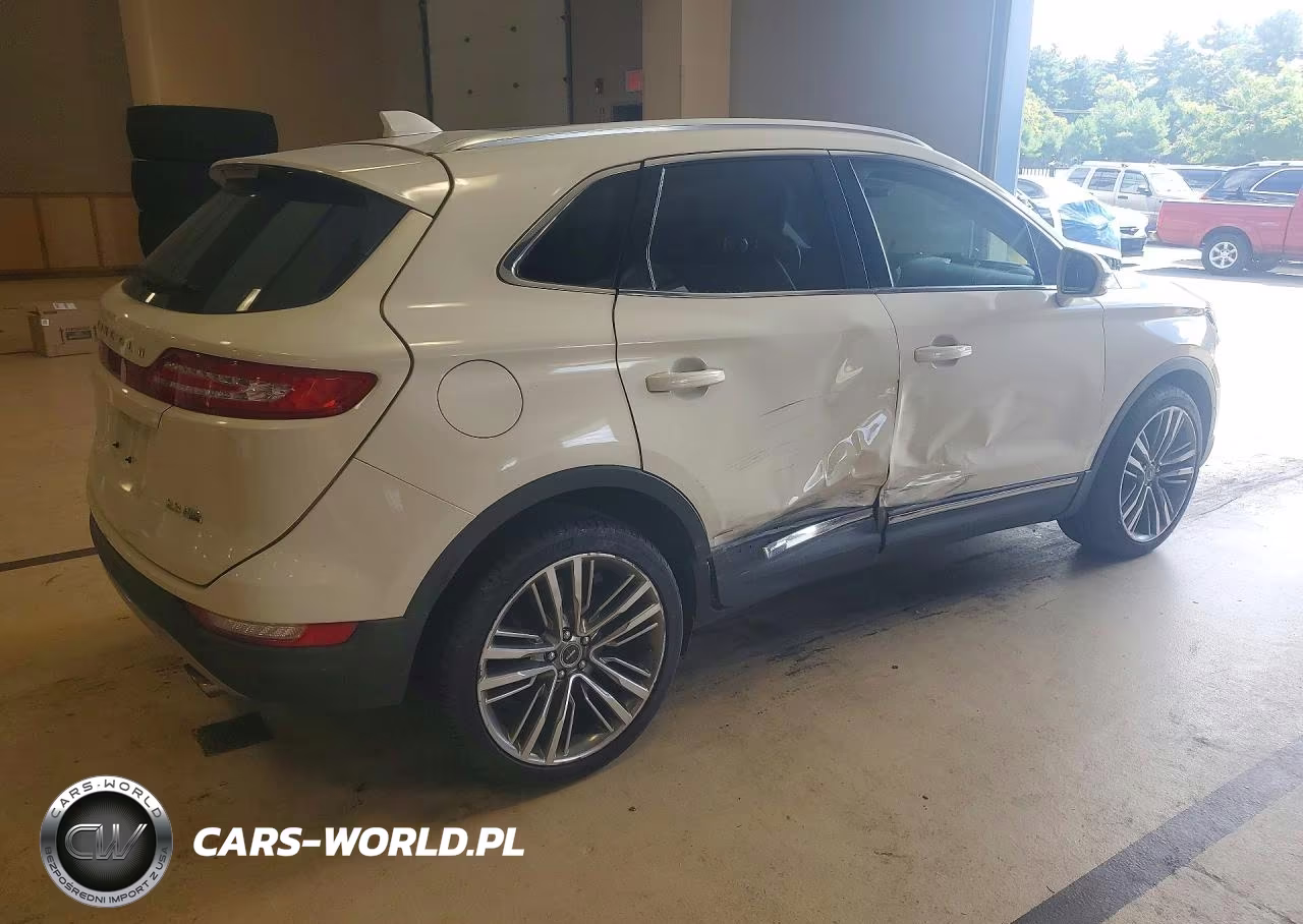 2015 Lincoln Mkc Black Label VIN:5LMTJ1BH3FUJ36622 - 3